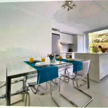 Apartamento En Marina Botafoc Ibiza